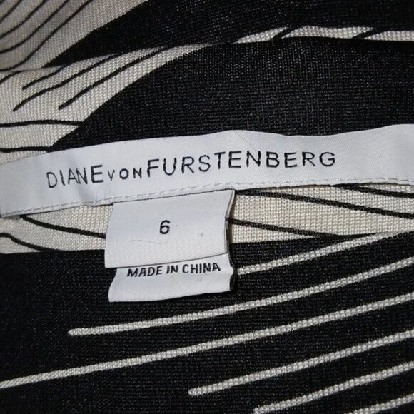 Diane von Furstenberg Ruri Black Silk Mini Dress - Picture 6 of 9